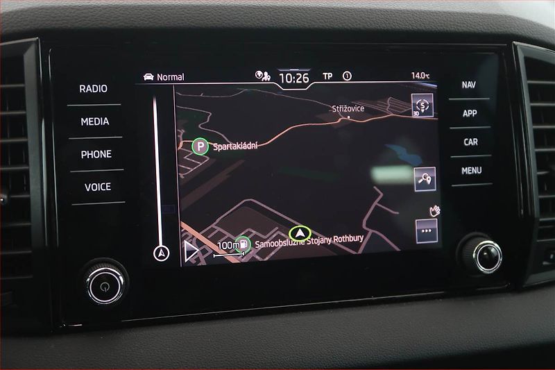 Škoda Karoq (2022) Sportline 1.5 TSI - fotka 13 z 18
