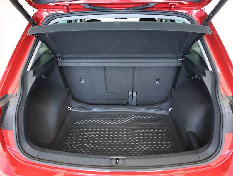 Volkswagen Tiguan (2021) 1.5 TSI - fotka 14 z 22