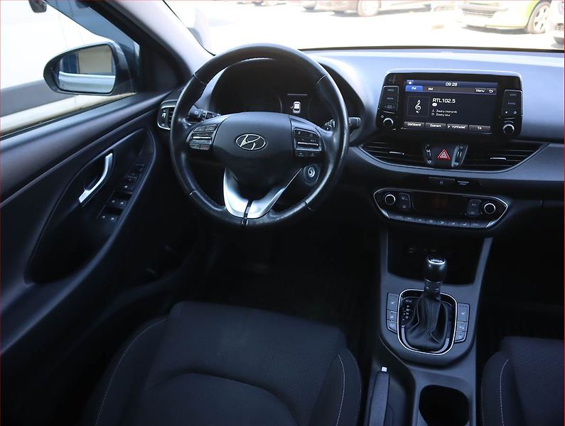 Hyundai i30 (2020) 1.6 CRDi, Automat, Serv.kniha - fotka 7 z 21