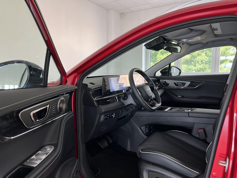 Omoda 5 (2026) 1.6 TGDI PREMIUM - fotka 9 z 16