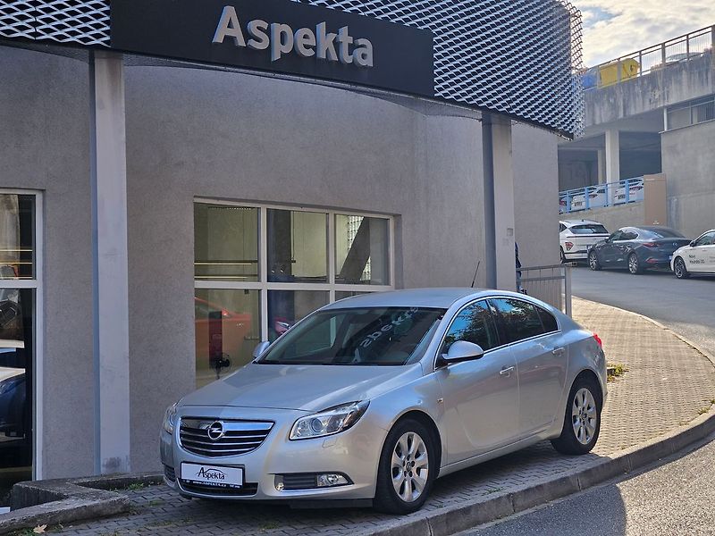 Opel Insignia 1,4T 103kW, Active, 2.maj. - fotografie inzerátu