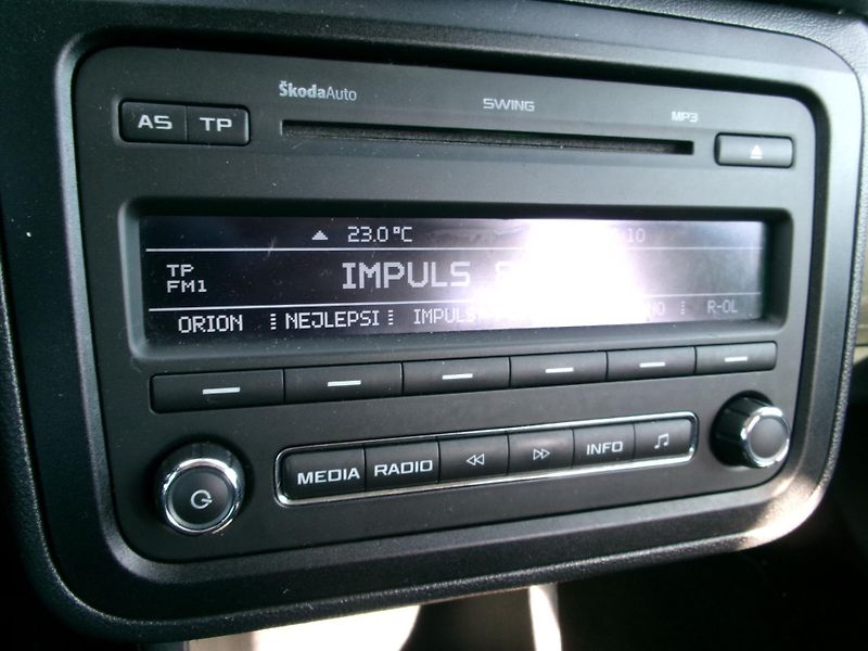 Škoda Fabia (2010) 1,2TSi ELEGANCE AC ALU - fotka 21 z 28