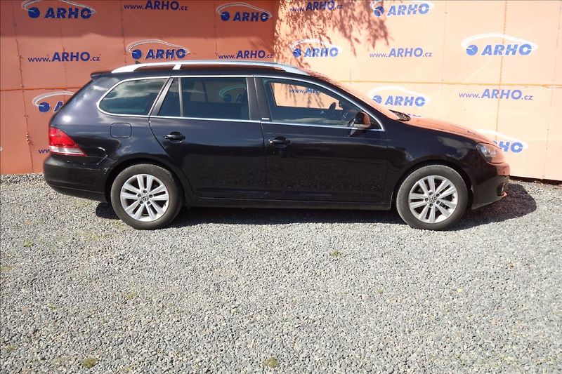 Volkswagen Golf 1,6 TDi 77KW, TRENDLINE. - fotka 8 z 27