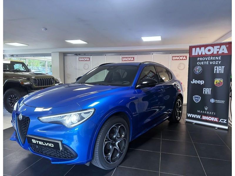 Alfa Romeo Stelvio (2023) 2.0T 280k AT8 ZF Q4 4x4 Veloce - fotka 3 z 19