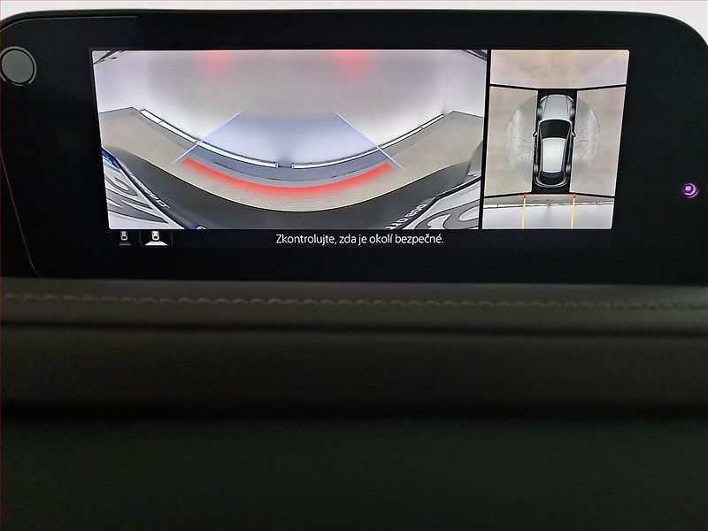 Mazda CX-30 (2021) Skyactiv-G 2.0 - fotka 18 z 21