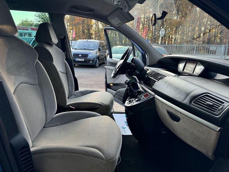 Peugeot 807 (2007) 2.0 HDi 7 míst,Navigace - fotka 13 z 31