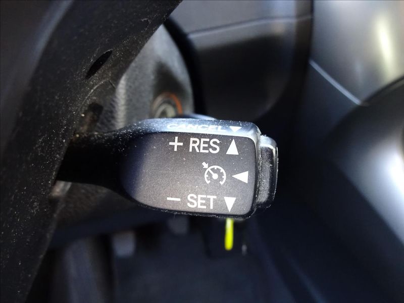 Toyota Verso 2.0 D-4D 7.MÍST - fotka 38 z 47
