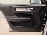 Volvo XC40 D3 MOMENTUM AUT  - náhled 6