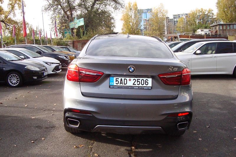 BMW X6 (2015) Xdrive,3.0d,M-Paket,ČR,1.Maj. - fotka 6 z 94