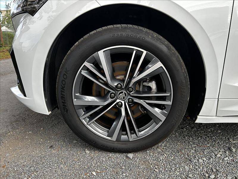 Škoda Enyaq Coupé 0,0 iV 80 DPH 150KW  23tkm - fotka 46 z 50