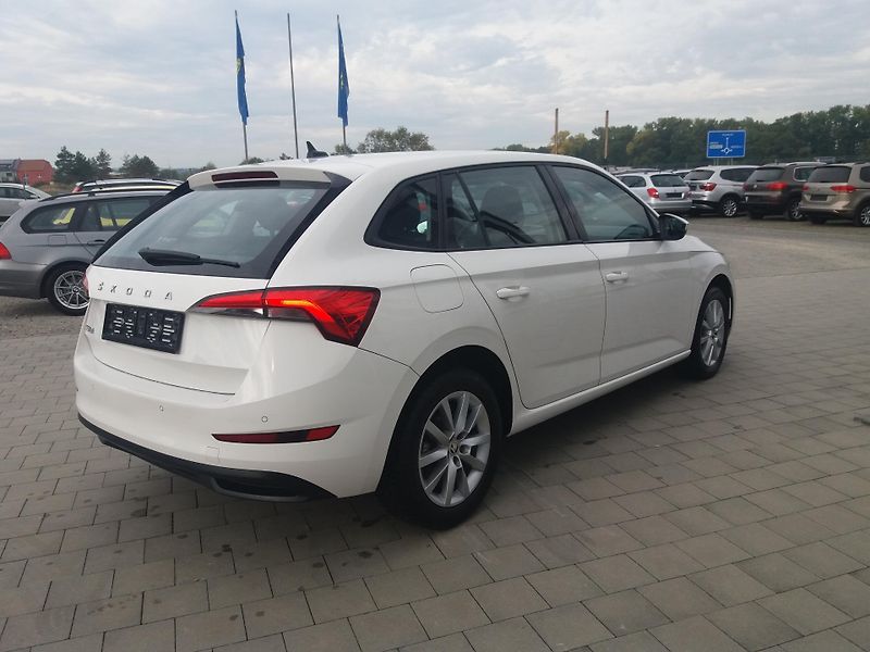 Škoda Scala 1.0TSi,70kW,LED,P.SENZOR,CEBIA - fotka 5 z 23