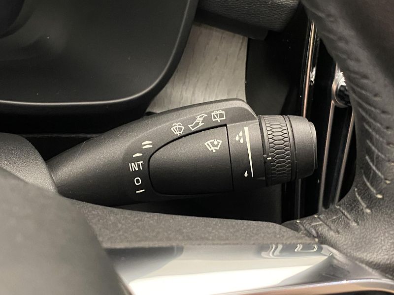 Volvo XC40 T5 RECHARGE INSCRIPTION AUT - fotka 23 z 50
