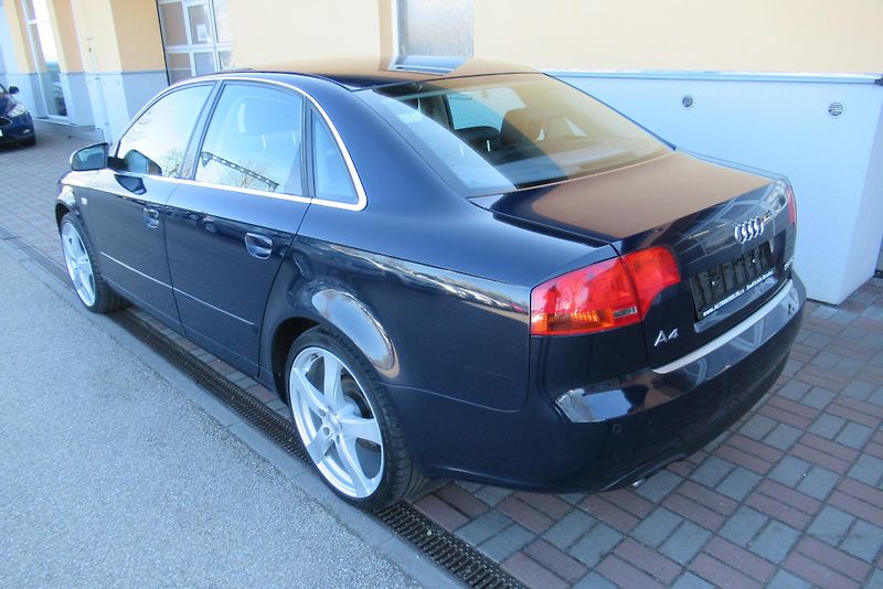 Audi A4 1.9 TDi AUT.KLIMA VYHŘ.SEDAČKY - fotka 7 z 20