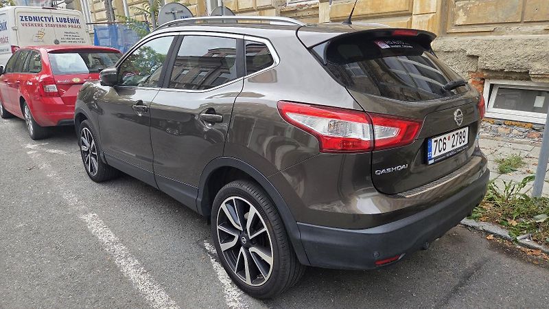 Nissan Qashqai (2016) - fotka 2 z 15