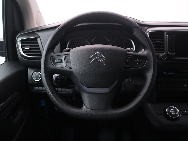 Citroën SpaceTourer 2,0 BlueHDi 130kW Aut. 8 míst - fotka 15 z 31