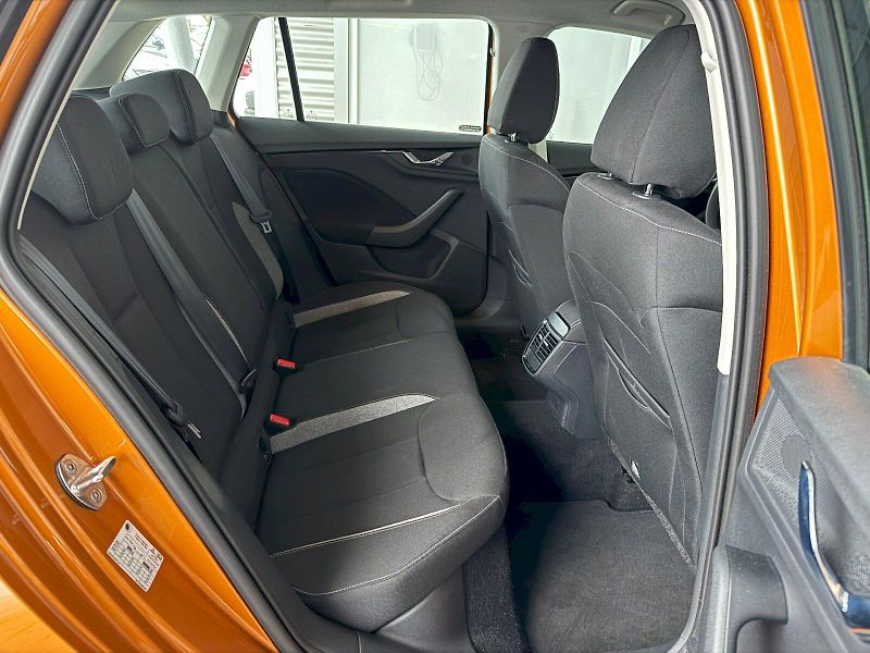 Škoda Kamiq (2024) Selection 1.0 TSI/ 85 kW M6 - fotka 22 z 26