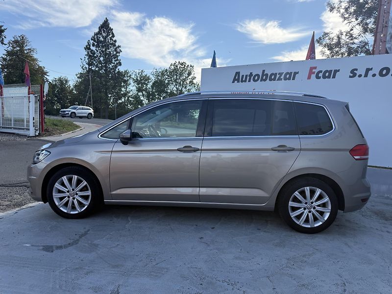 Volkswagen Touran (2017) 1.4 TSI 7 míst, ser.knížka - fotka 4 z 38