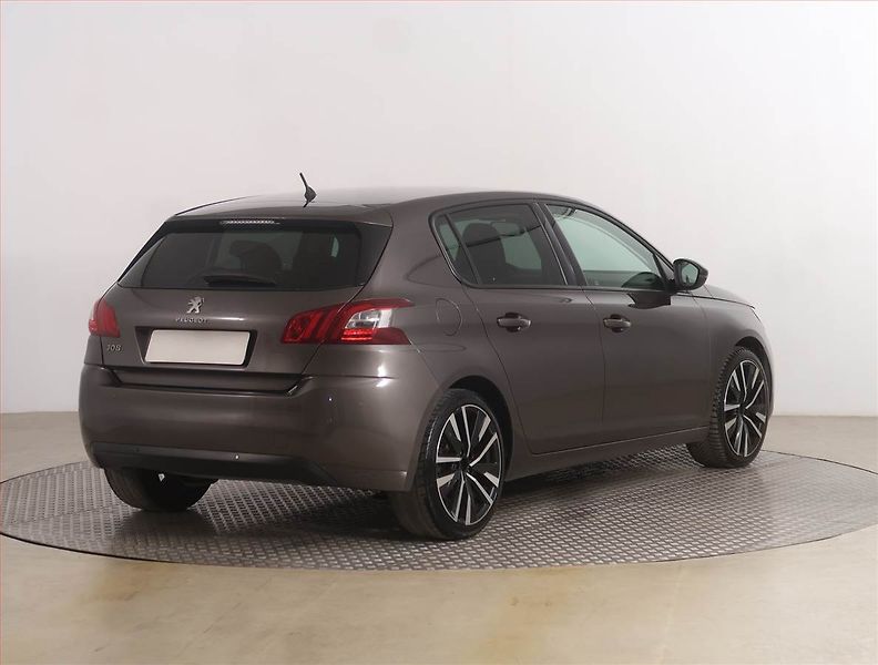 Peugeot 308 (2014) 1.6 HDi, Tempomat - fotka 5 z 13