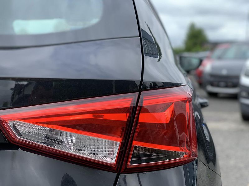 Seat Arona Xcellence 1.0TSi 70kw odp.DPH - fotka 43 z 44
