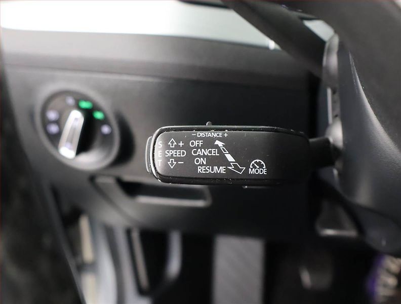 Škoda Superb (2018) Style 2.0 TDI, Serv.kniha - fotka 16 z 22