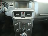 Volvo V40 (2018) 2.0D, ČR, servis.kniha, AT - náhled 13