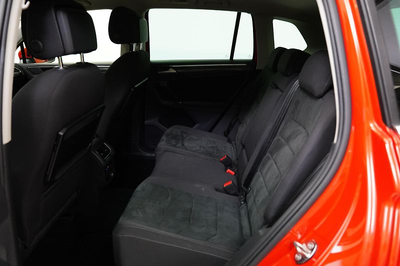 Volkswagen Tiguan - fotka 24 z 26