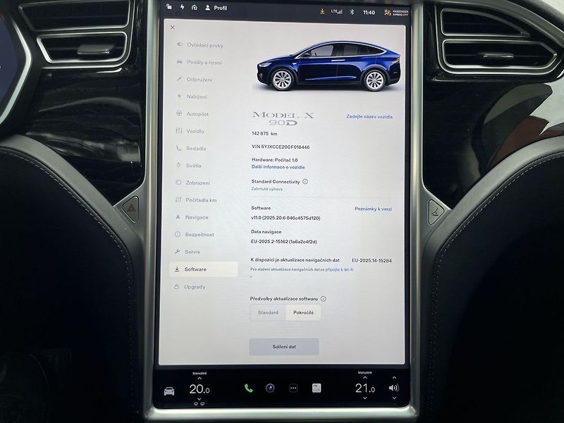 Tesla Model X 90D AWD, 7míst, tažné zařízení - fotka 29 z 43