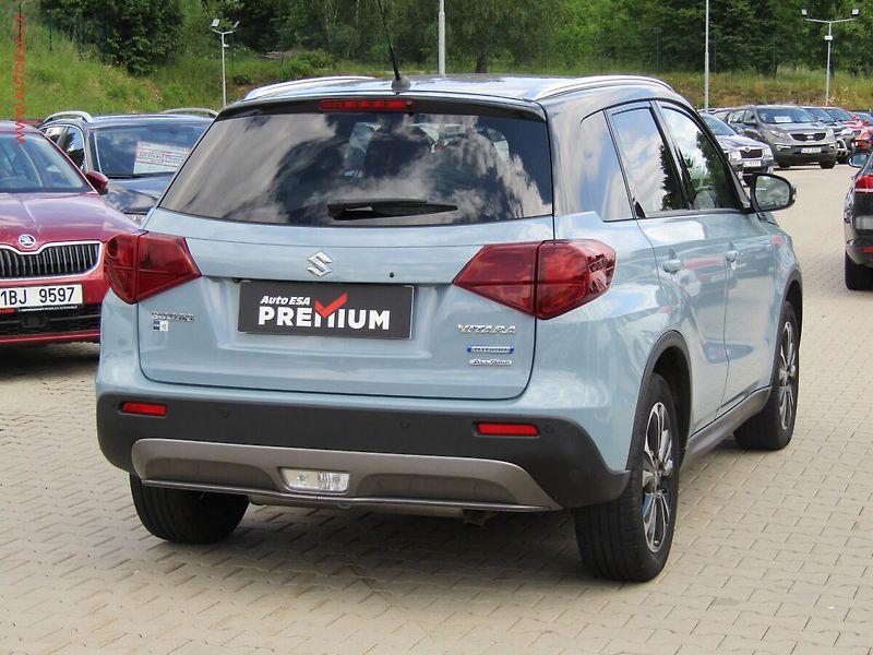 Suzuki Vitara (2021) 1.4T 4x4, 2.maj,ČR, Elegance - fotka 4 z 21