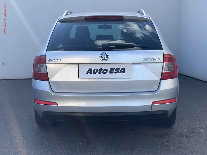 Škoda Octavia (2013) 1.4 TSi, Ambition - fotka 5 z 17