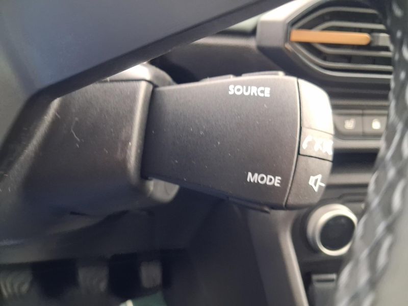 Dacia Sandero (2026) Stepway Extreme Eco-G 120 - fotka 14 z 37