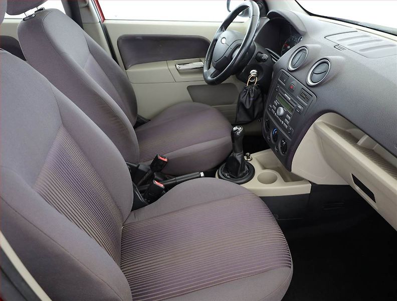 Ford Fusion (2007) 1.4, po STK, rezervace - fotka 7 z 14