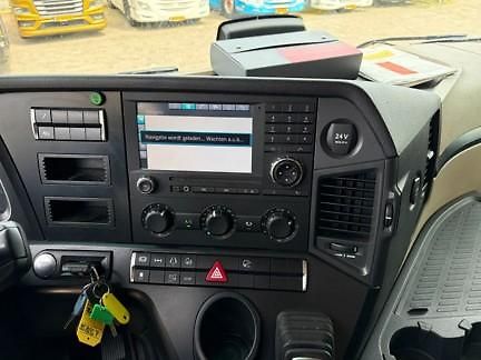 Mercedes-Benz Actros (2018) Autoškola EURO 6 - fotka 15 z 21