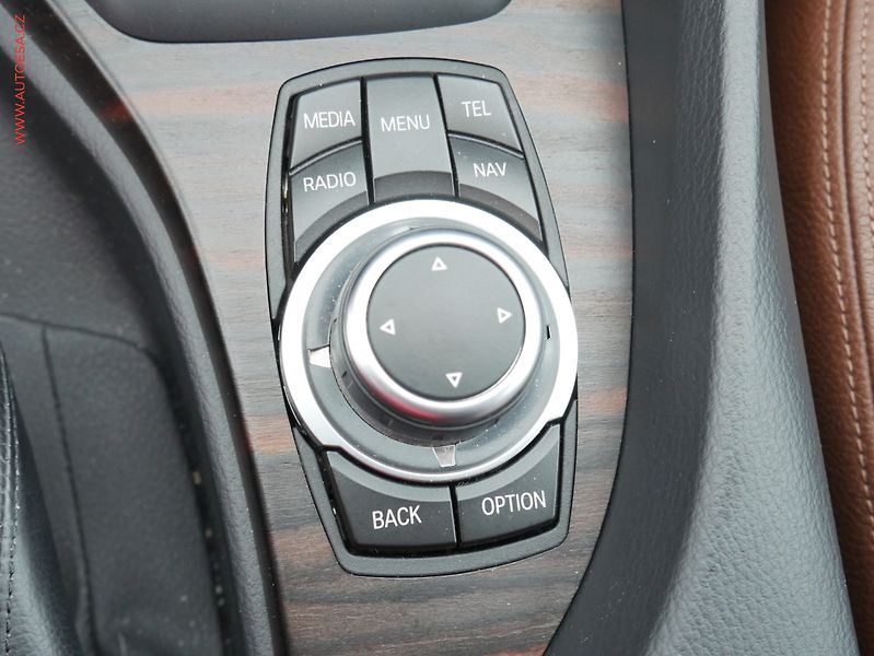 BMW X1 (2013) 2.0xd xD, AT, bixen - fotka 20 z 22