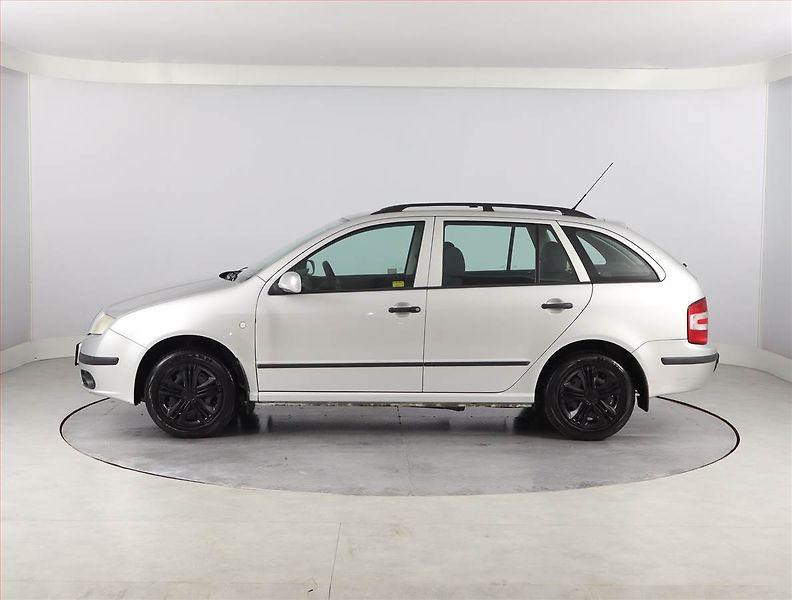Škoda Fabia (2006) 1.2 12V, Serv.kniha, Tažné - fotka 3 z 16