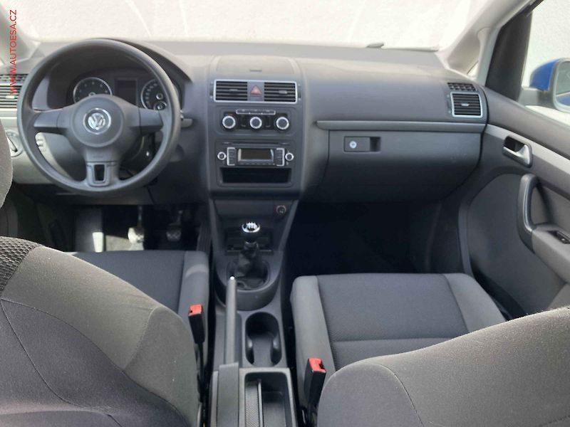 Volkswagen Touran (2011) 1.2 TSi, Trendline, TZ - fotka 8 z 15