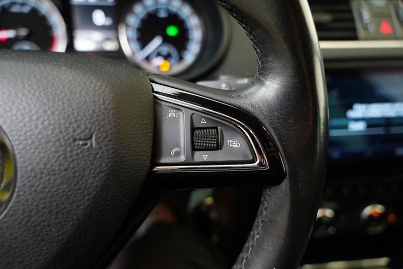 Škoda Octavia - fotka 17 z 25