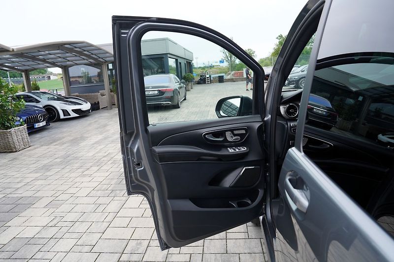 Mercedes-Benz Třídy V V300dL 4Matic/AMG/Burm/ČR/7mís - fotka 16 z 44