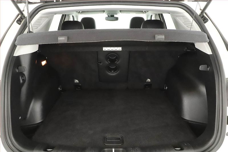 Jeep Compass (2019) 1.4 MultiAir, 4X4, Automat - fotka 11 z 16