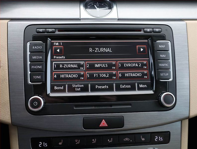 Volkswagen Passat (2013) 2.0 TDI, Automat, ČR,1.maj - fotka 14 z 17