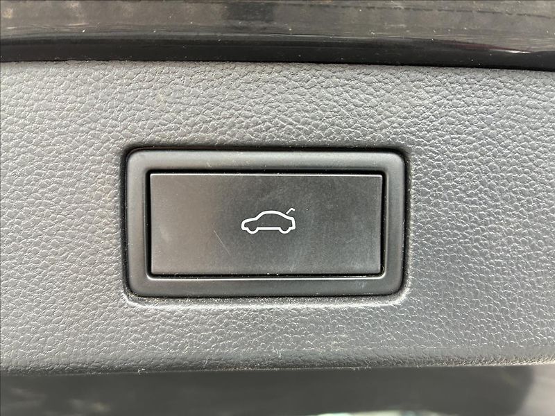 Volkswagen Arteon 2,0 TDI,TAŽNÉ,KEYLESS,CAR PLAY - fotka 15 z 25