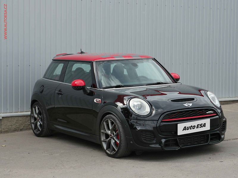 Mini JCW (2015) 2.0 T, ČR, AT, LED, kamera - fotografie inzerátu
