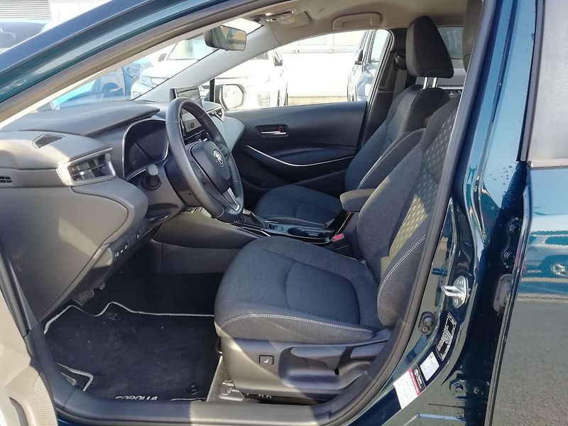 Toyota Corolla 1,8 HEV e-CVT Style - fotka 5 z 21