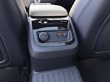Volvo V60 T8 AWD ULTRA DARK // 335 kW - náhled 14