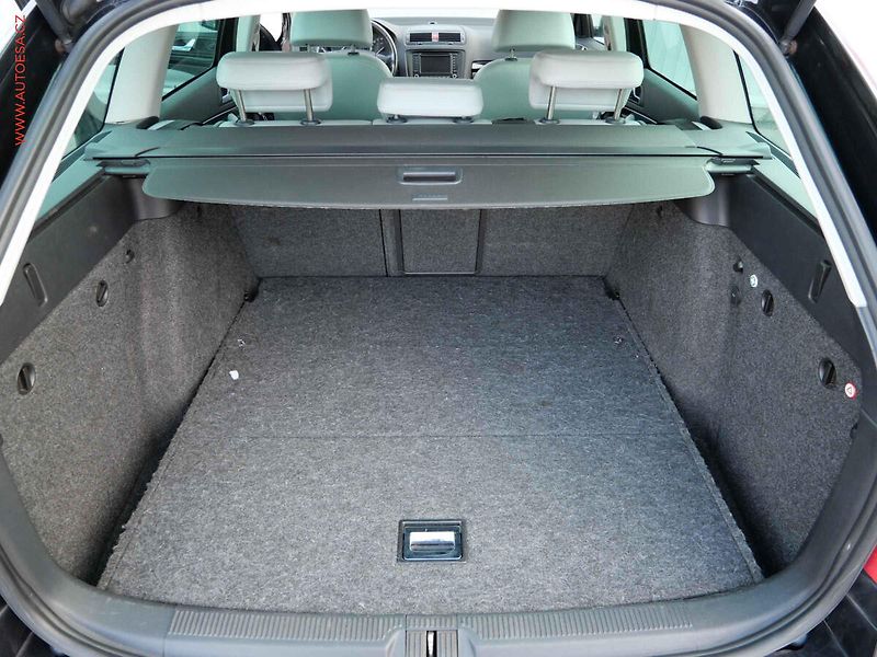 Škoda Octavia (2007) 2.0FSI, Xenon, šíbr, kůže - fotka 7 z 19