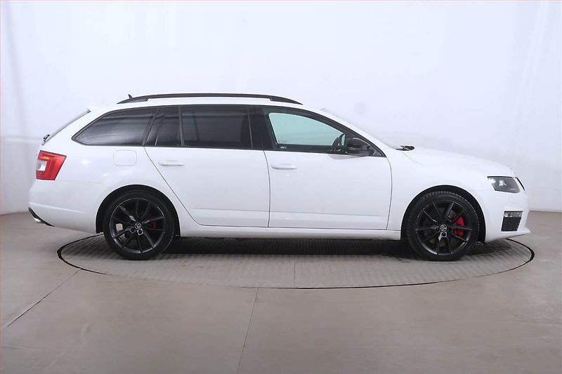Škoda Octavia (2015) RS 2.0 TDI, Automat - fotka 6 z 22
