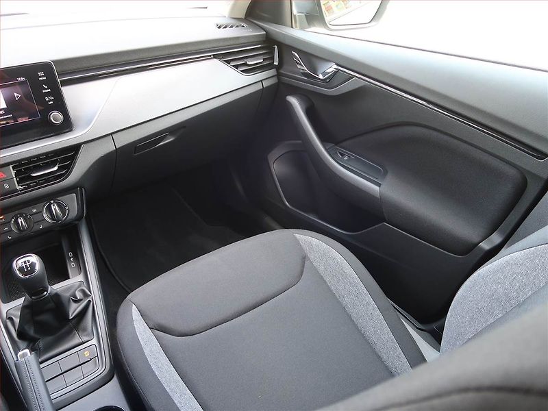 Škoda Kamiq (2026) Drive 1.0 TSI - fotka 8 z 17