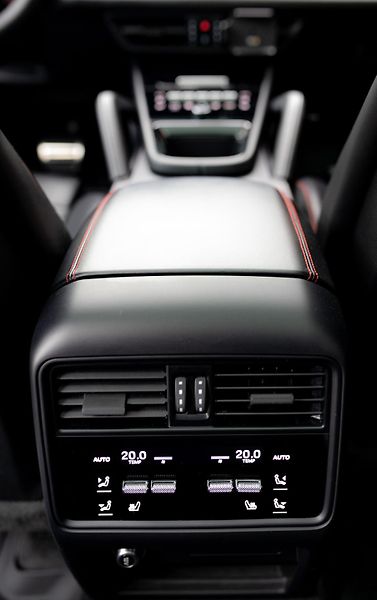 Porsche Cayenne (2024) Porsche Cayenne GTS V8 4.0  - fotka 14 z 22