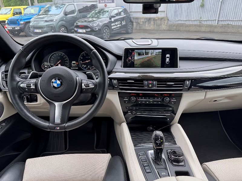 BMW X6 (2014) 4.4 V8 (449k) xDrive50i - fotka 20 z 51