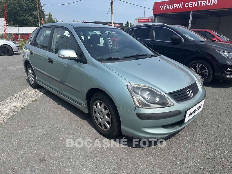 Honda Civic (2004) 1.4i - fotka 1 z 3