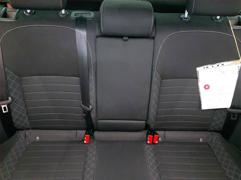 Škoda Rapid (2019) Spaceback 1.0 TSI, Xenony - fotka 10 z 17